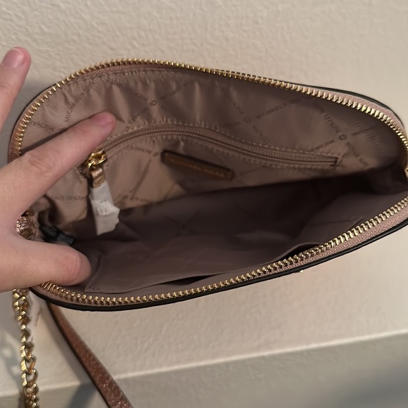 MK sparkly rose gold crossbody - Picture 4 of 5